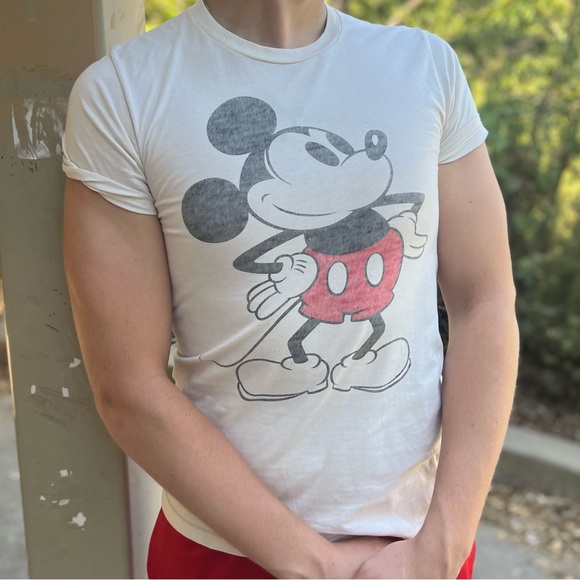 DISNEY MICKEY MOUSE MEN T SHIRT VINTAGE DISTRESSED HAPPY FACE SMILE PROUD PRIDE - Picture 3 of 16